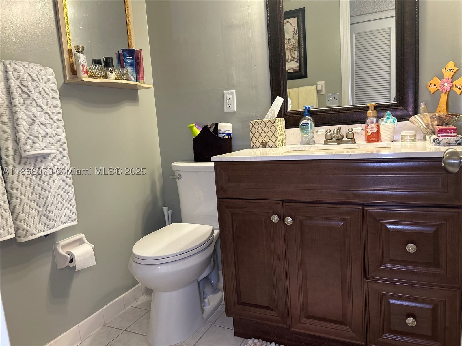Real estate property located at 9802 Marina Blvd #125, Palm Beach, Sandalfoot South One Cond, Boca Raton, FL