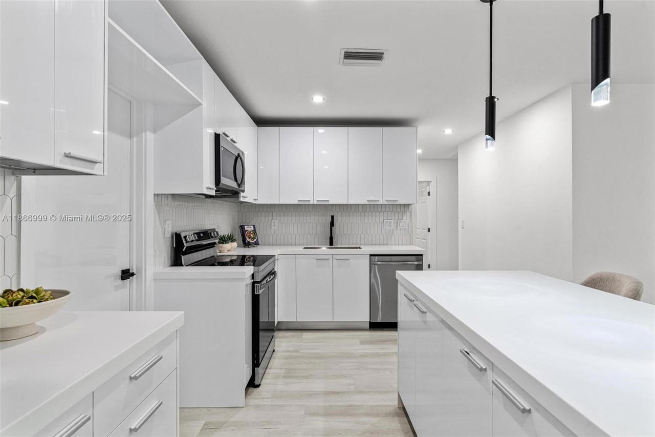 Real estate property located at 8501 31st Ave, Miami-dade, Anderson Heights, Miami, FL