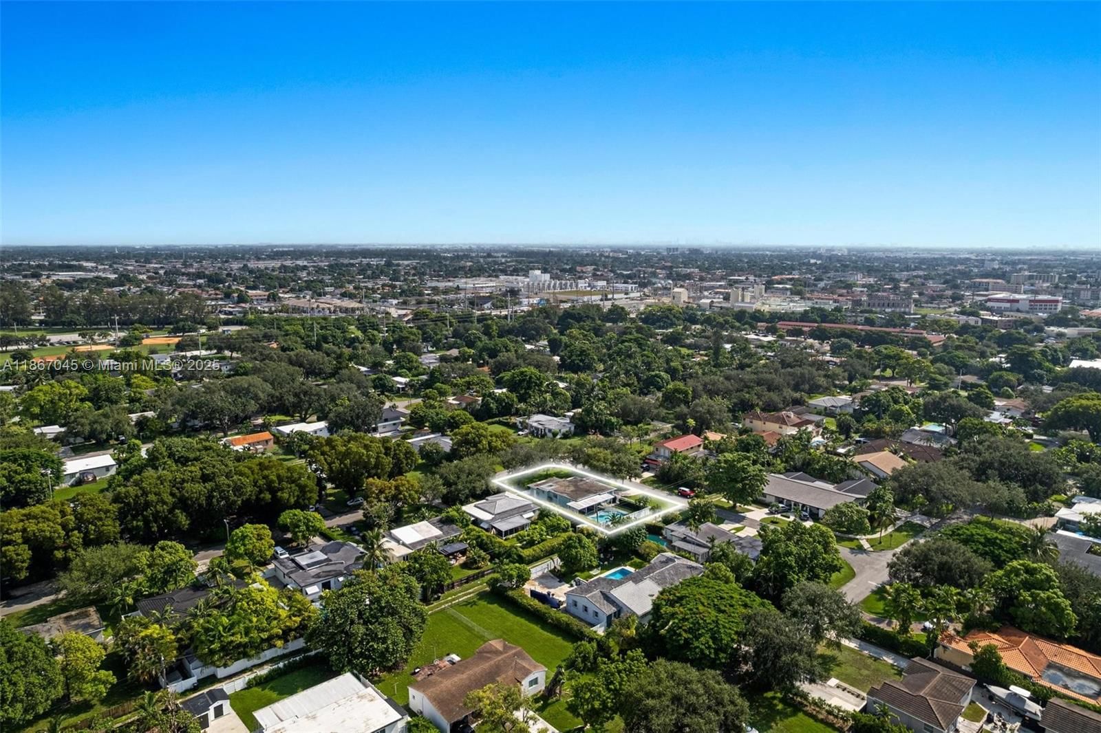 Real estate property located at 600 Oriole Ave, Miami-dade, Kent Estates, Miami Springs, FL