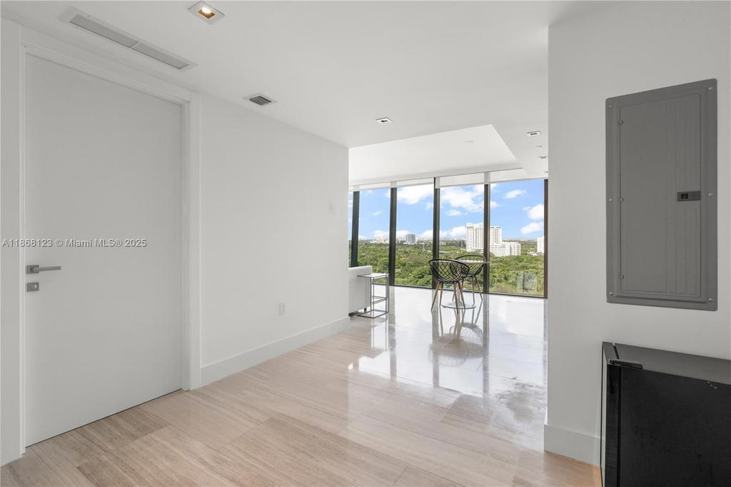 Real estate property located at 1451 Brickell Ave #1204, Miami-dade, Echo Brickell Condo, Miami, FL