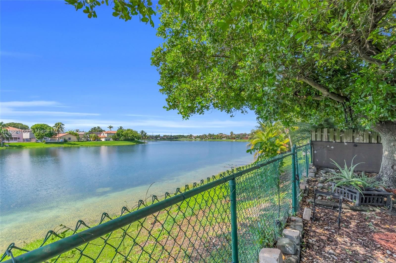 Real estate property located at 12160 135th Ter, Miami-dade, Four Lakes Sec 7, Miami, FL