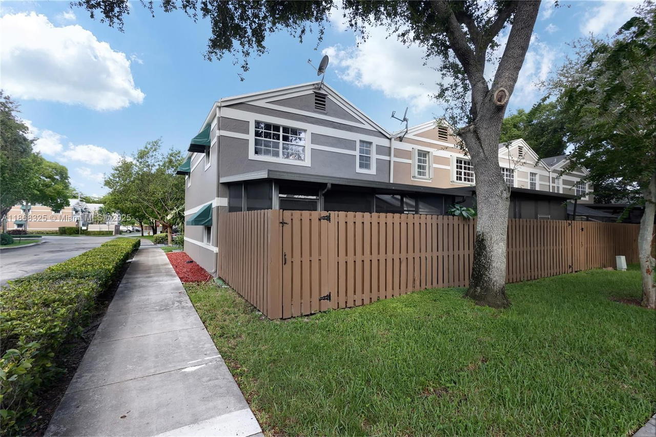 Real estate property located at 5128 123rd Ave, Broward, Flamingo Gardens Phase Fo, Cooper City, FL