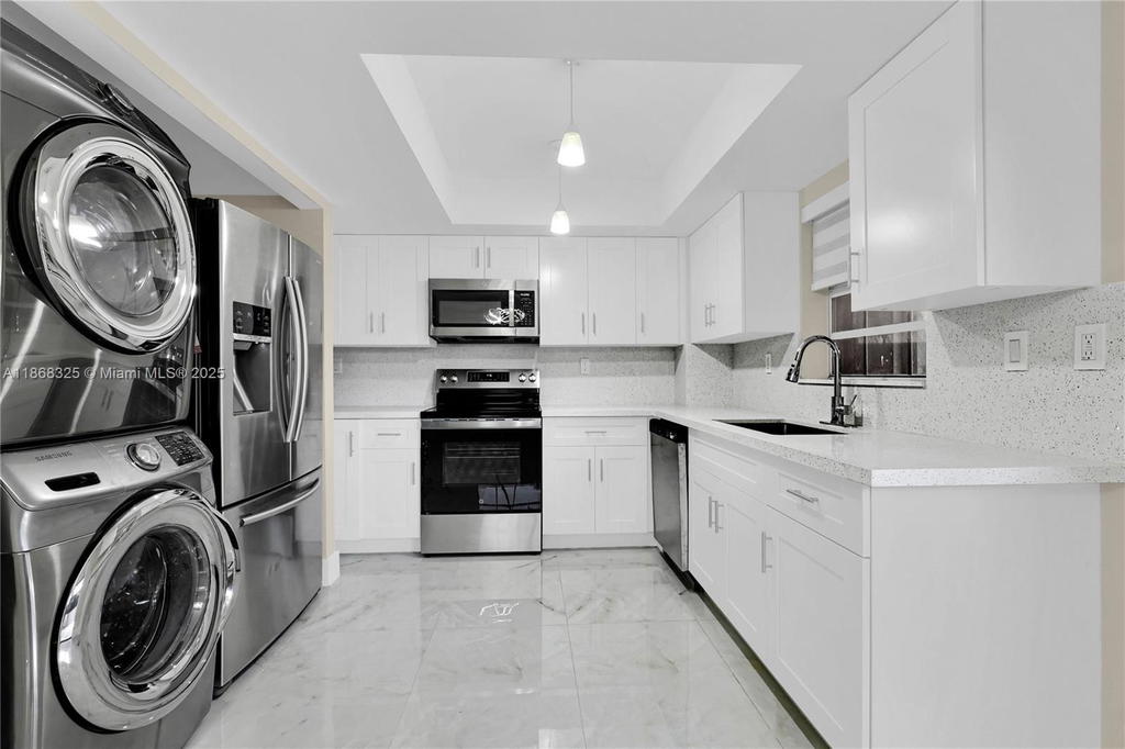 Real estate property located at 5128 123rd Ave, Broward, Flamingo Gardens Phase Fo, Cooper City, FL