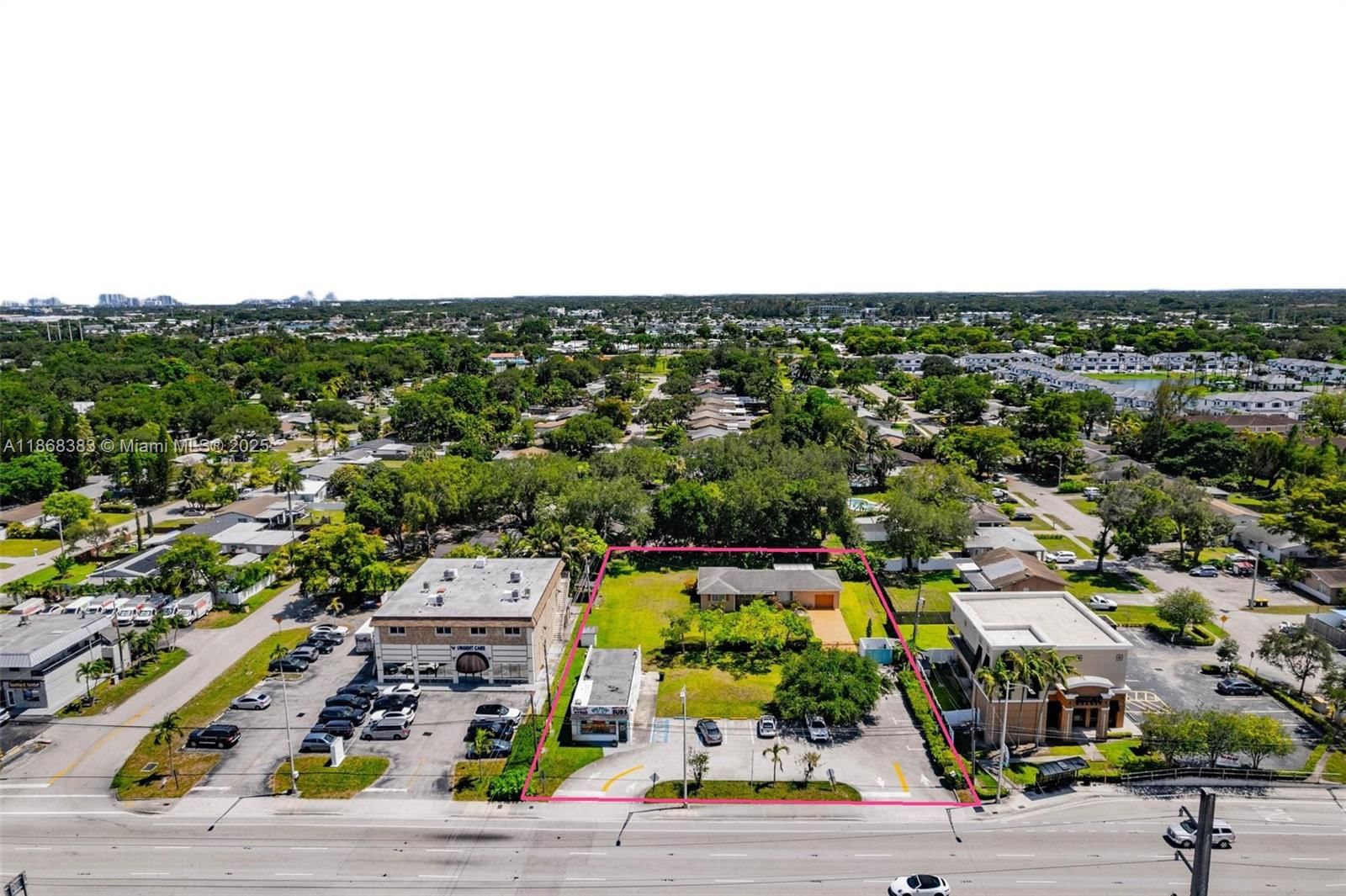 Real estate property located at 2970 Griffin Rd, Broward, Reed Land Co, Dania Beach, FL