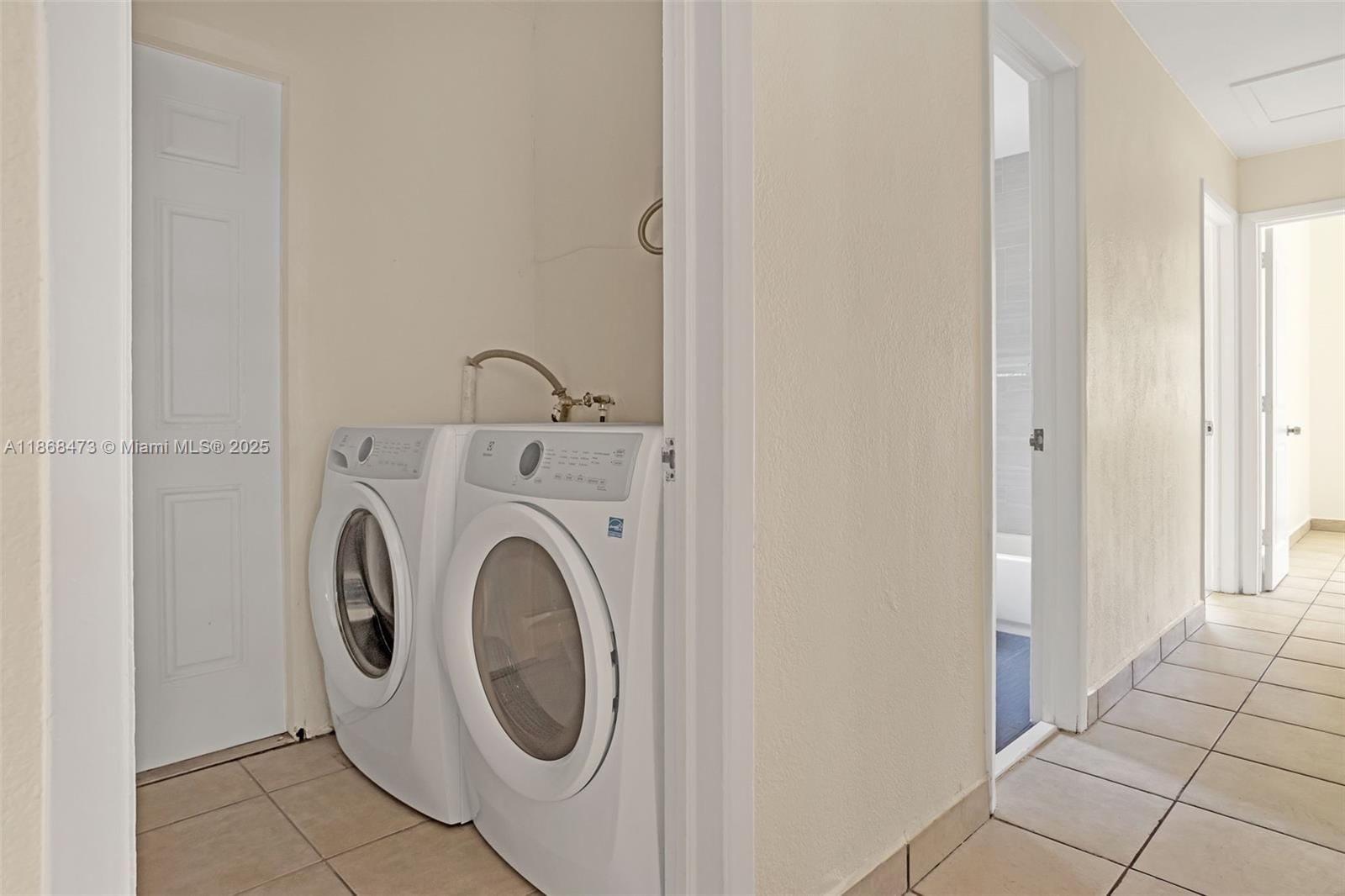 Real estate property located at 650 178 St, Miami-dade, Highland Manor Sec 2, Miami, FL