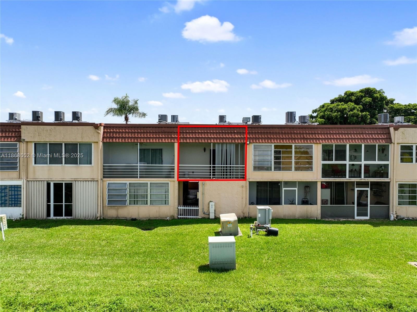 Real estate property located at 9021 Sunrise Lakes Blvd #211, Broward, Sunrise Lakes 89 Condo, Sunrise, FL