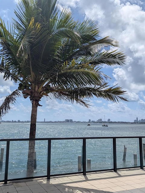Real estate property located at 600 36th St #1804, Miami-dade, Charter Club Condo, Miami, FL