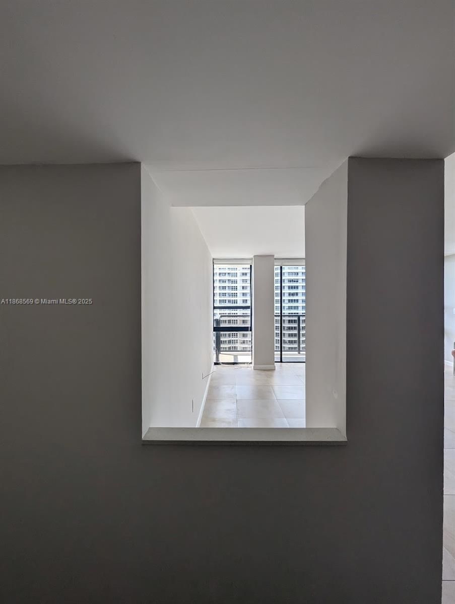 Real estate property located at 600 36th St #1804, Miami-dade, Charter Club Condo, Miami, FL