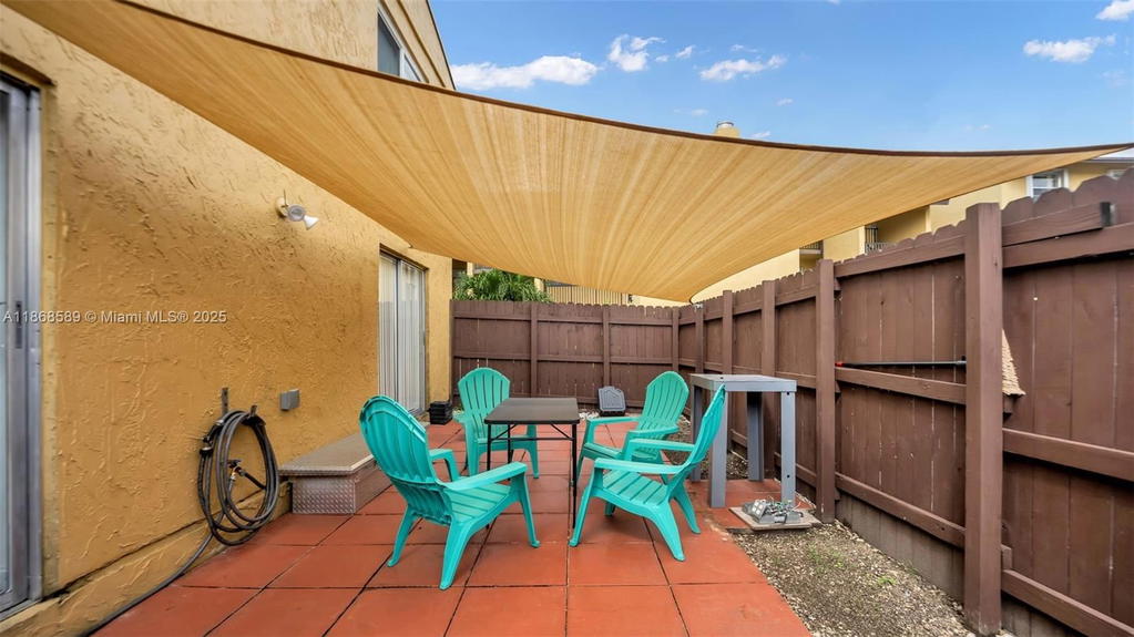 Real estate property located at 15480 82nd Ln #218, Miami-dade, Continuum Condo Ph Ii, Miami, FL