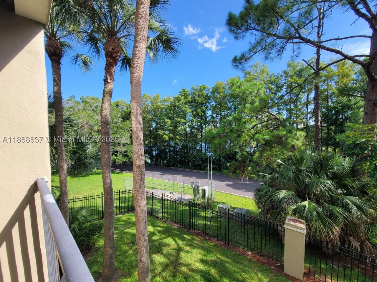 Real estate property located at 199 AFTON SQUARE #208, Other, The Oasis At Pearl Lake, Other, FL