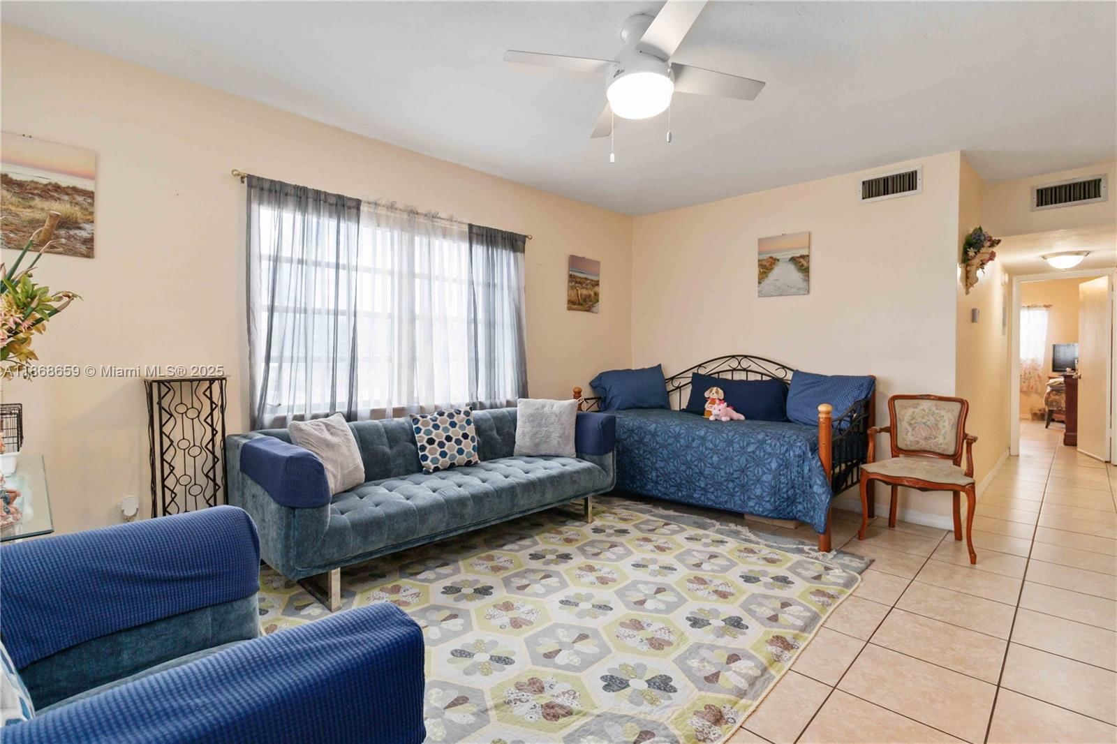 Real estate property located at 11 204th St #1, Miami-dade, Ro-mont Gardens Andover C, Miami Gardens, FL