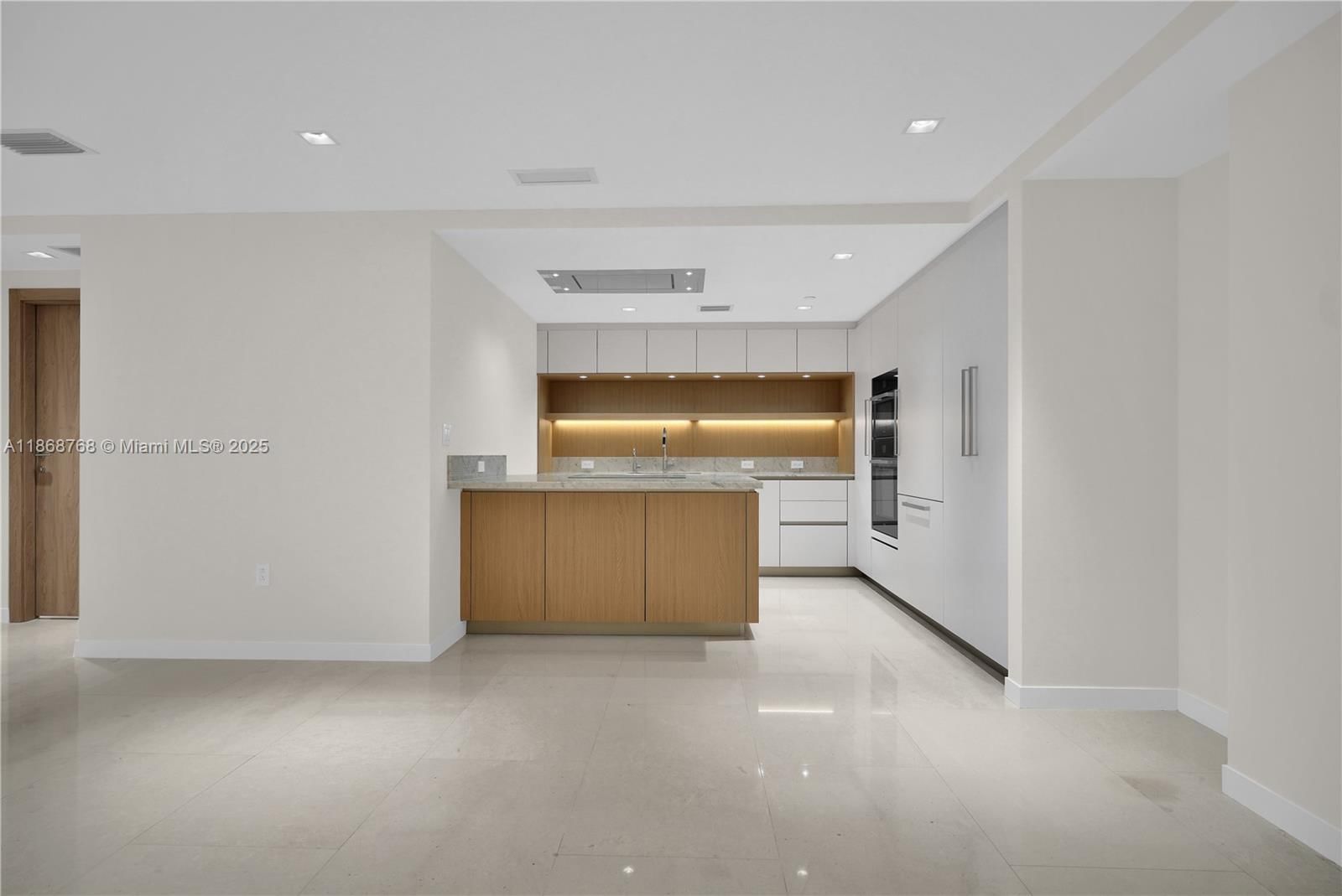 Real estate property located at 1135 103 St #505, Miami-dade, Onda Condominium, Bay Harbor Islands, FL