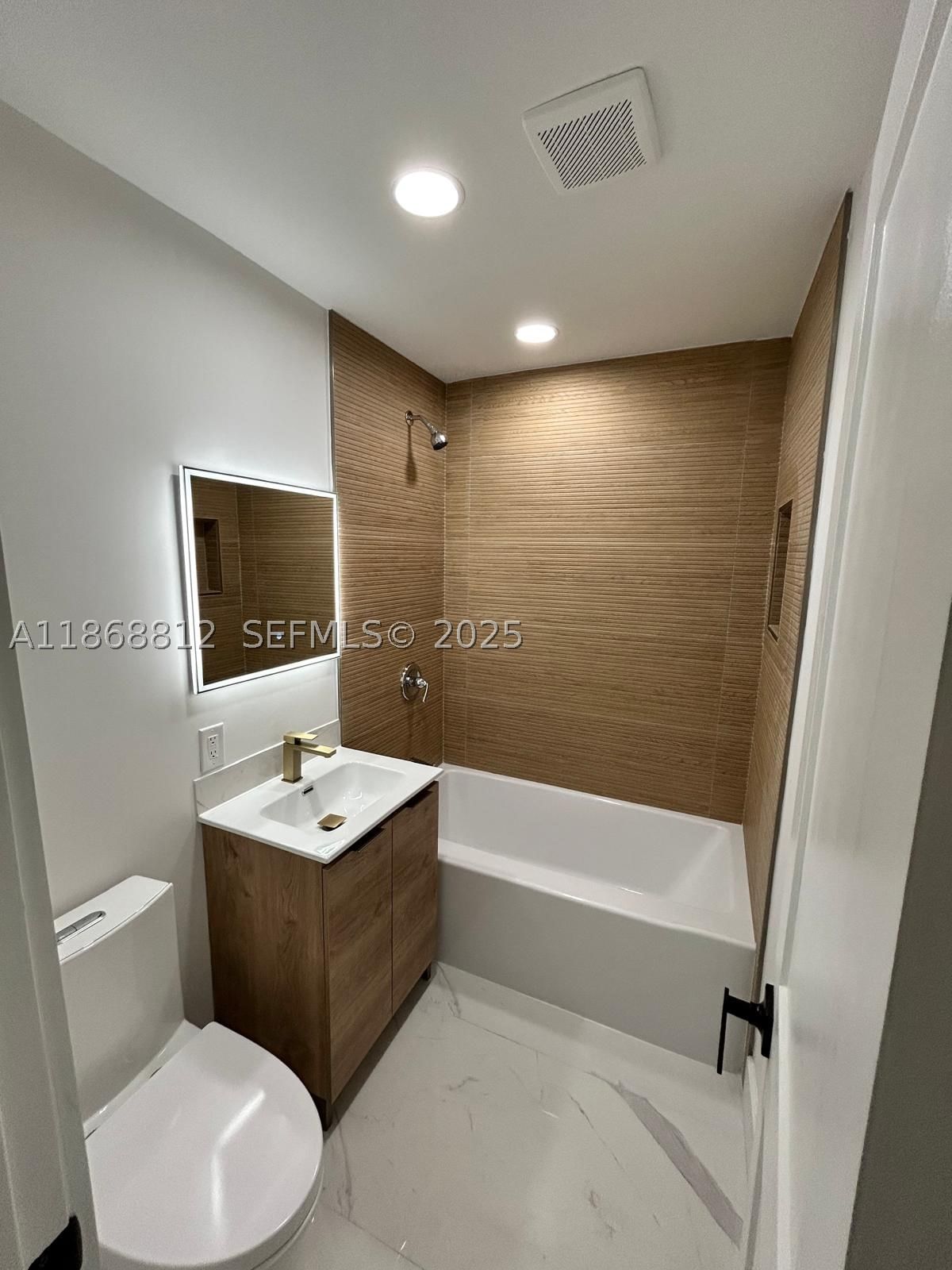 Real estate property located at 241 55th St, Broward, North Andrews Terrace, Oakland Park, FL