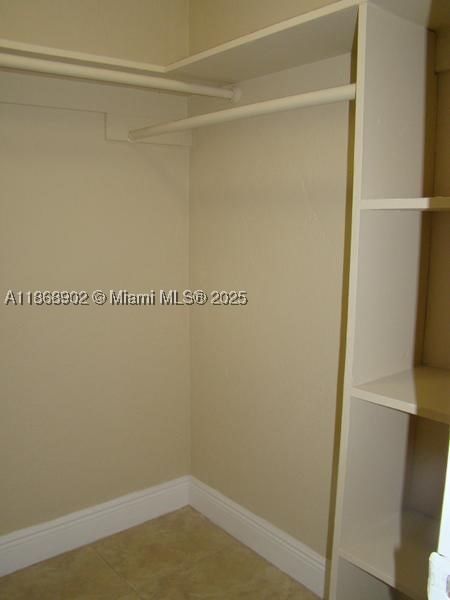 Real estate property located at 3901 112th Ave #46, Miami-dade, Villas Of West Bird Condo, Miami, FL