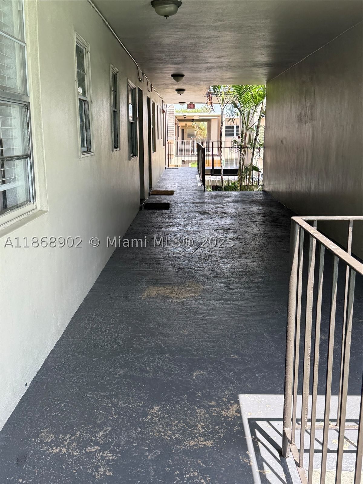 Real estate property located at 3901 112th Ave #46, Miami-dade, Villas Of West Bird Condo, Miami, FL