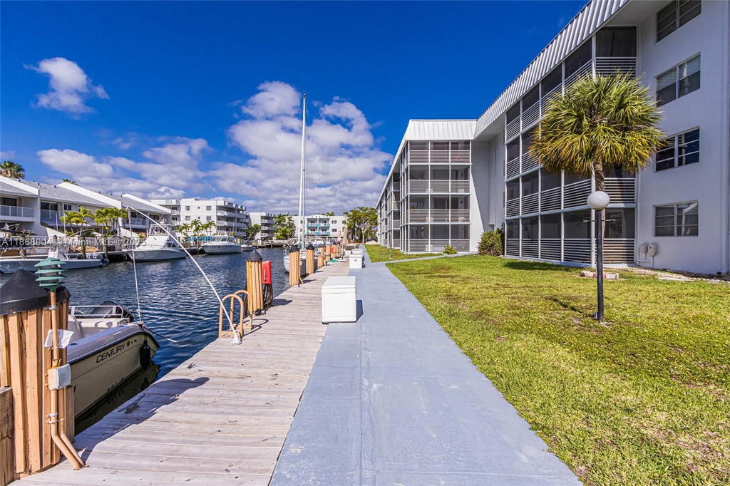 Real estate property located at 3600 170th St D-112, Miami-dade, Eden Isles Condo # 4, North Miami Beach, FL