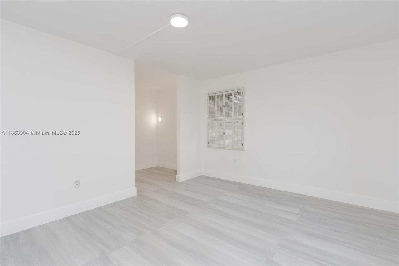 Real estate property located at 3600 170th St D-112, Miami-dade, Eden Isles Condo # 4, North Miami Beach, FL