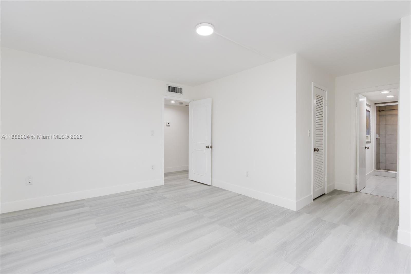 Real estate property located at 3600 170th St D-112, Miami-dade, Eden Isles Condo # 4, North Miami Beach, FL