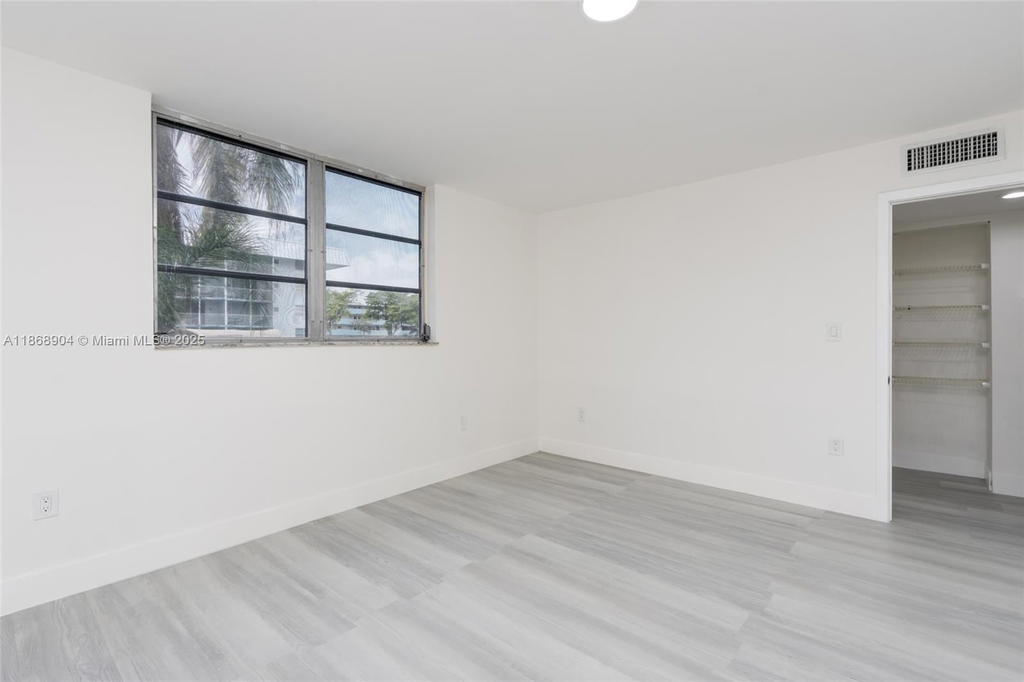 Real estate property located at 3600 170th St D-112, Miami-dade, Eden Isles Condo # 4, North Miami Beach, FL
