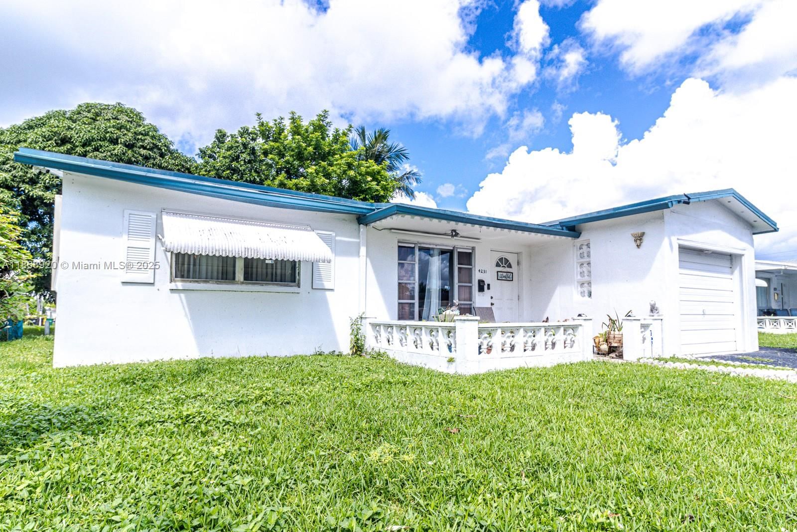 Real estate property located at 4231 49th Ave, Broward, Oakland Estates 4th Sec, Lauderdale Lakes, FL