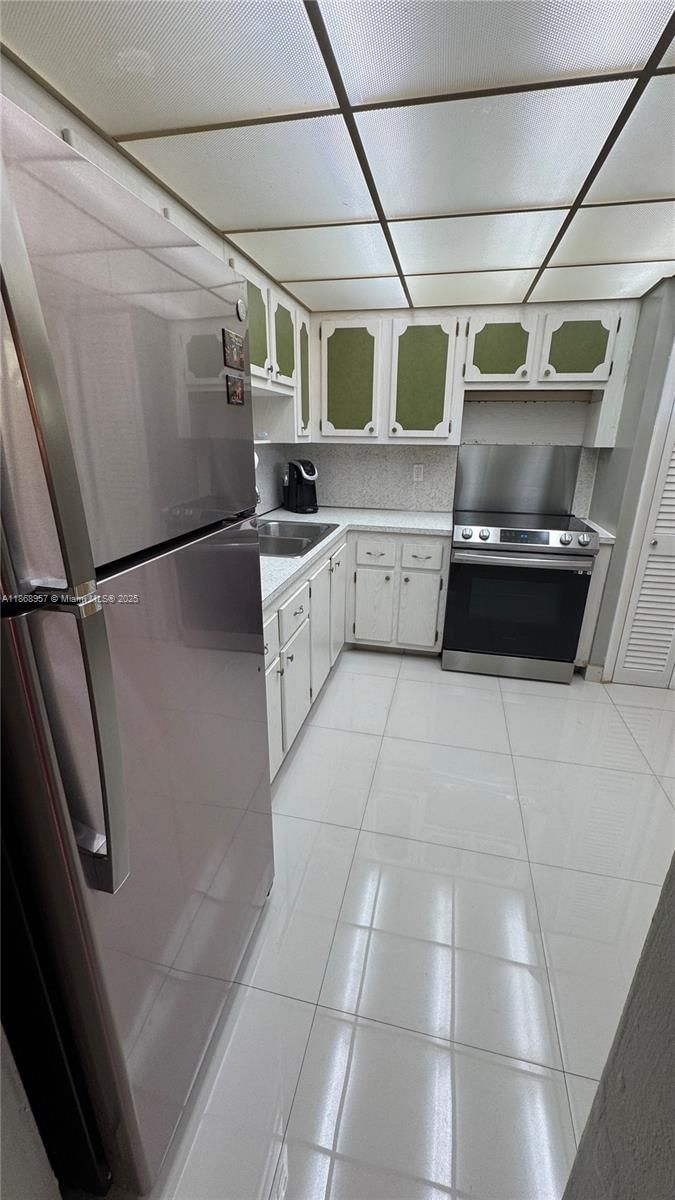 Real estate property located at 1701 191st St A214, Miami-dade, Rolling Green Condo A, Miami, FL
