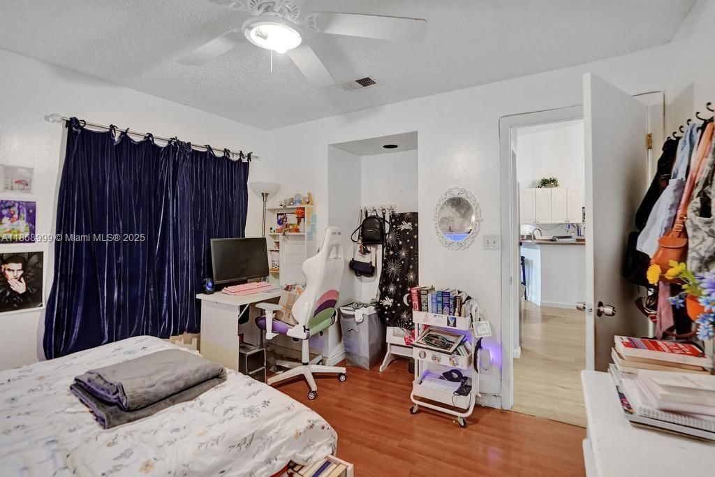 Real estate property located at 9999 Summerbreeze Dr #108, Broward, Summerbreeze Condo, Sunrise, FL