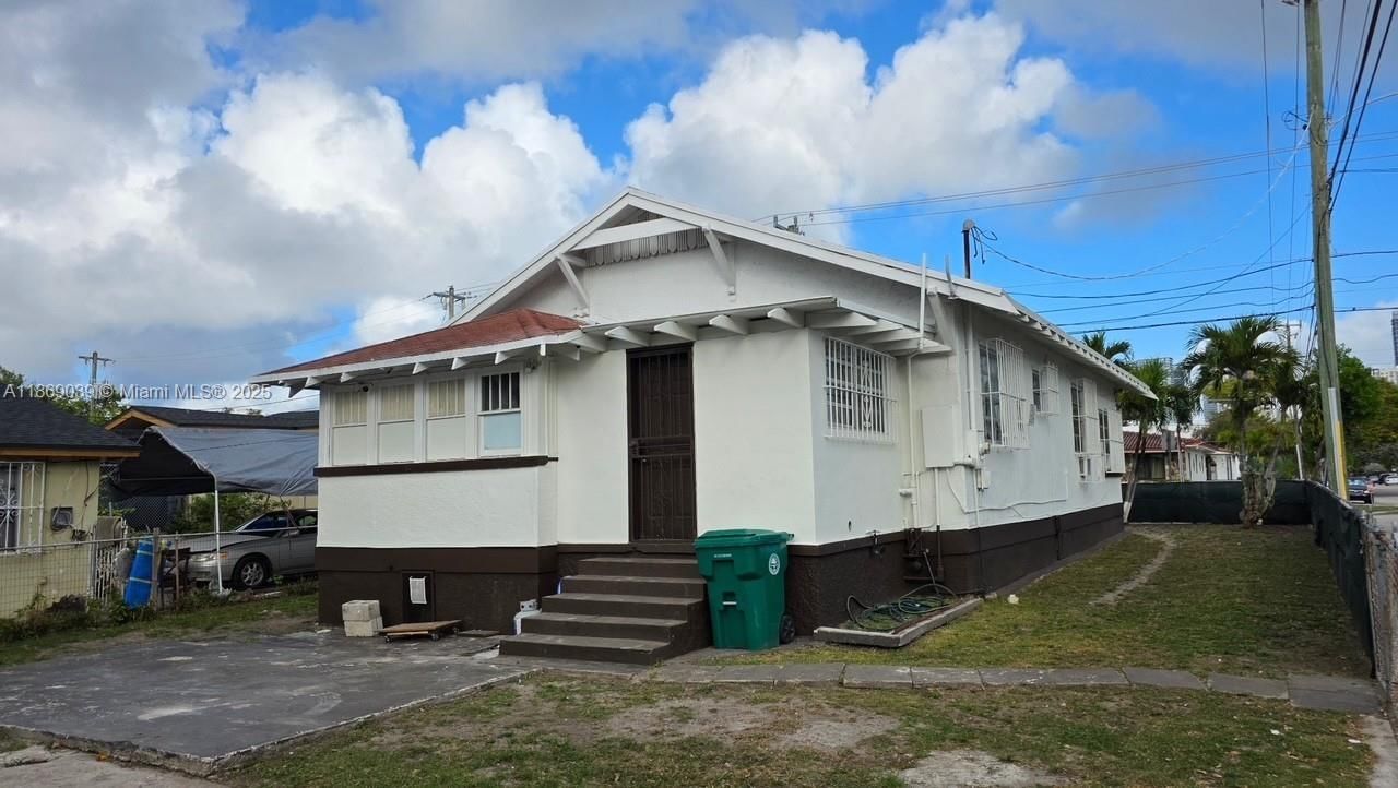 Real estate property located at 844 8th Ct, Miami-dade, Andres, Miami, FL