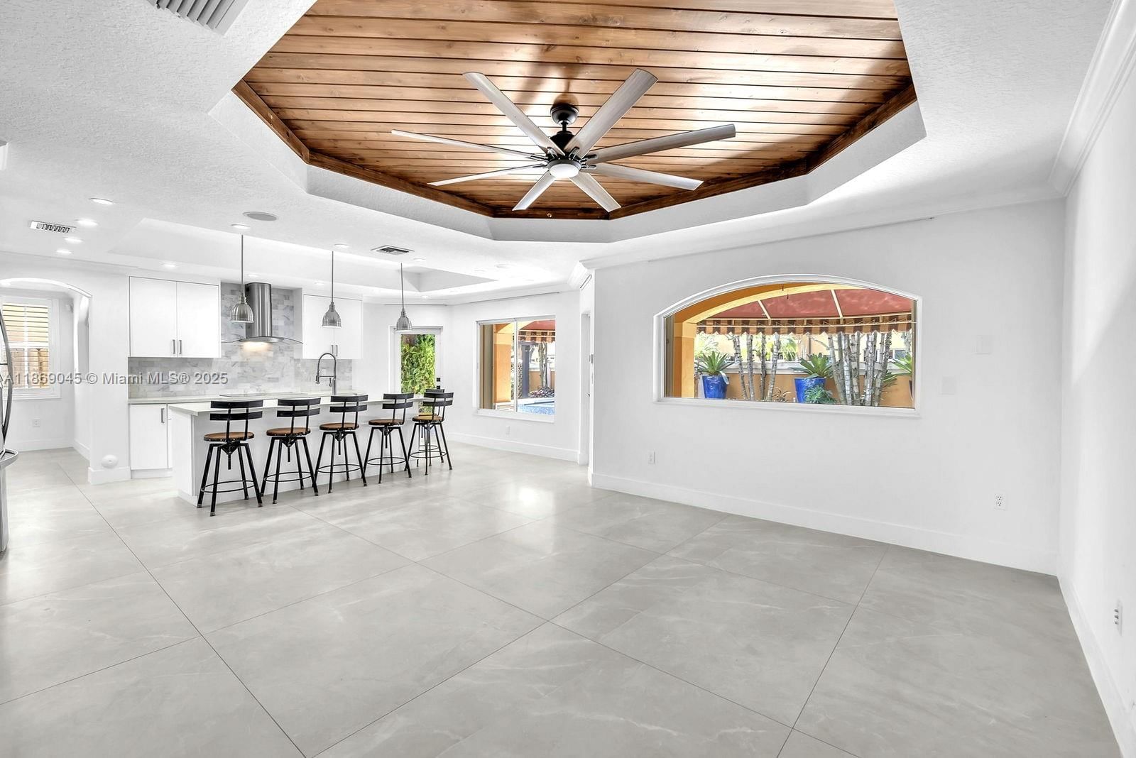 Real estate property located at 15244 29th Ter, Miami-dade, Egret Lake Estates, Miami, FL