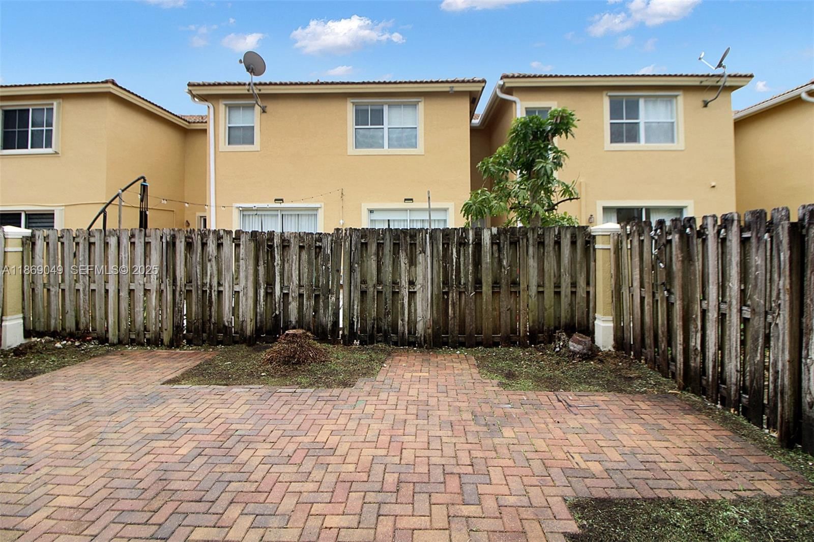Real estate property located at 11724 137th Path, Miami-dade, Century Breeze, Miami, FL