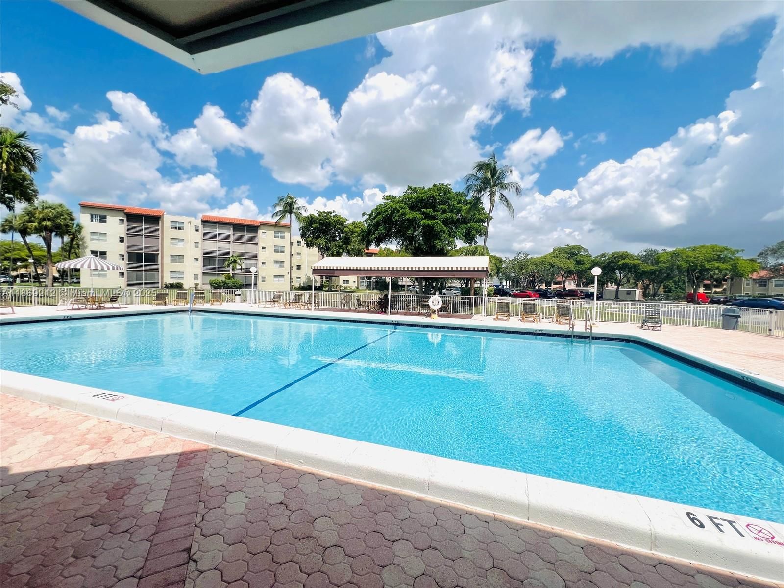 Real estate property located at 1820 81st Ave #3405, Broward, Courtyards Of Broward Con, North Lauderdale, FL