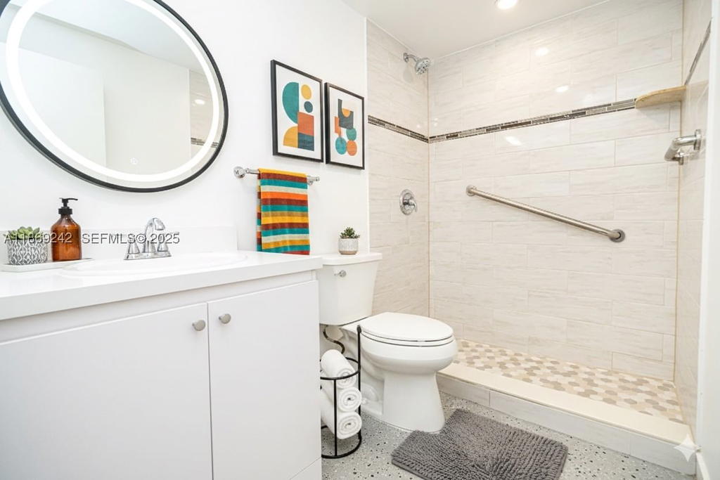 Real estate property located at 402 Capri I #402, Palm Beach, Kings Point Capri Condos, Delray Beach, FL