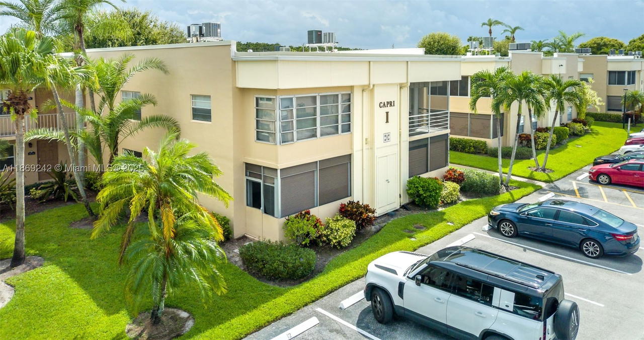 Real estate property located at 402 Capri I #402, Palm Beach, Kings Point Capri Condos, Delray Beach, FL