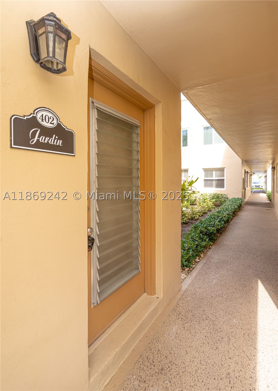 Real estate property located at 402 Capri I #402, Palm Beach, Kings Point Capri Condos, Delray Beach, FL