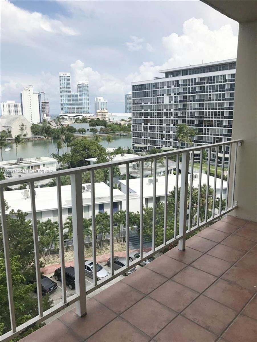 Real estate property located at 6900 Bay Dr #7F, Miami-dade, Stanton House Condo, Miami Beach, FL