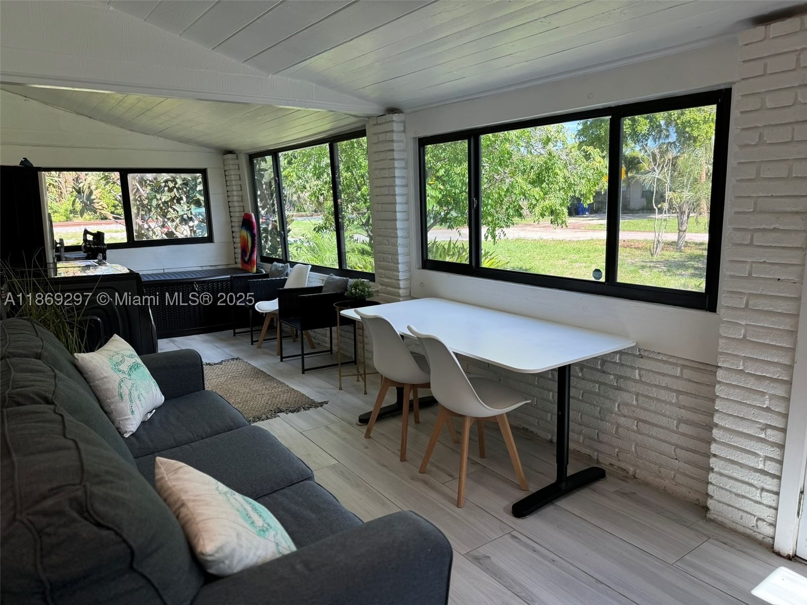 Real estate property located at 207 11th Street, Broward, Croissant Park River Sec, Fort Lauderdale, FL