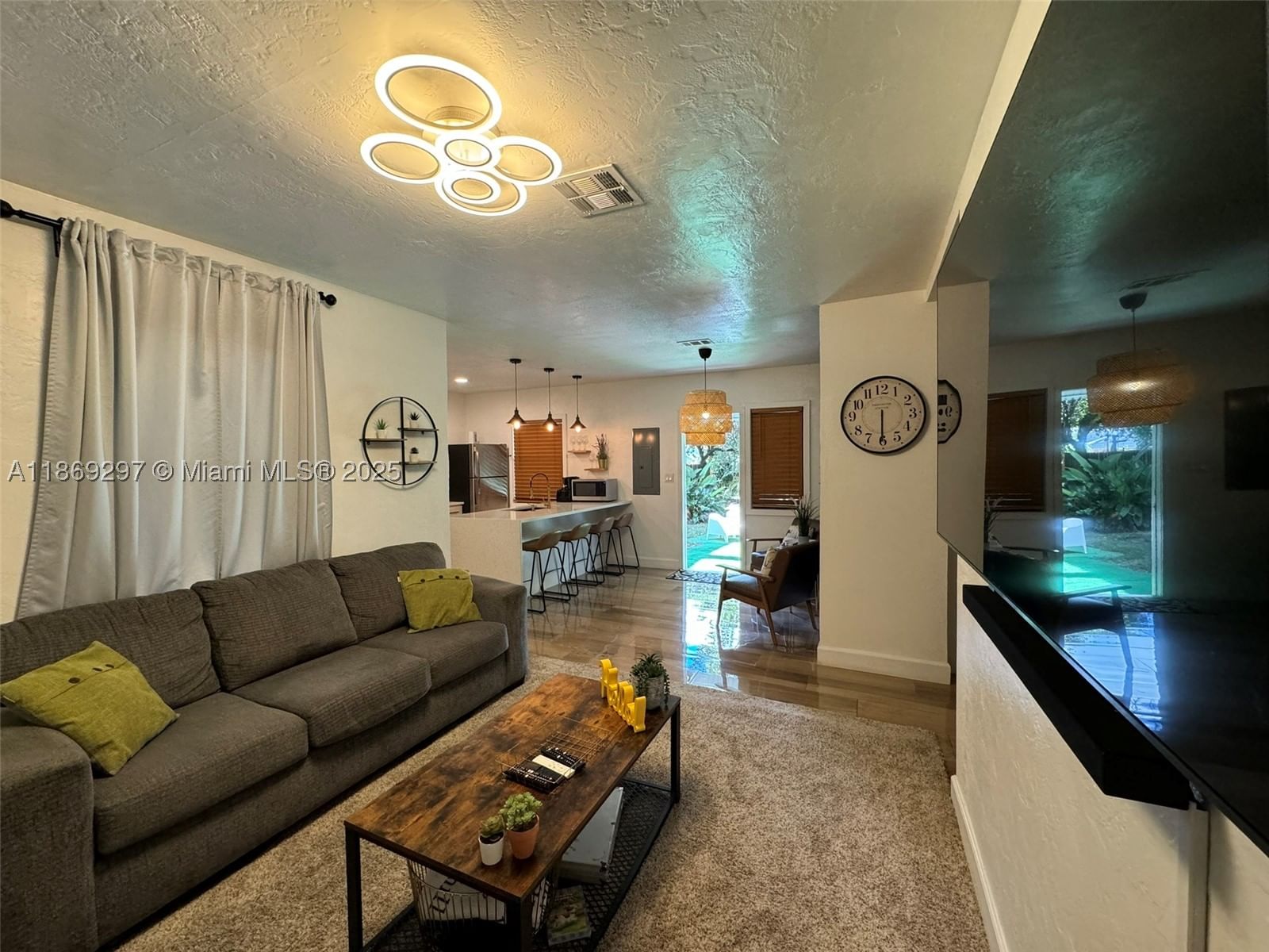 Real estate property located at 207 11th Street, Broward, Croissant Park River Sec, Fort Lauderdale, FL