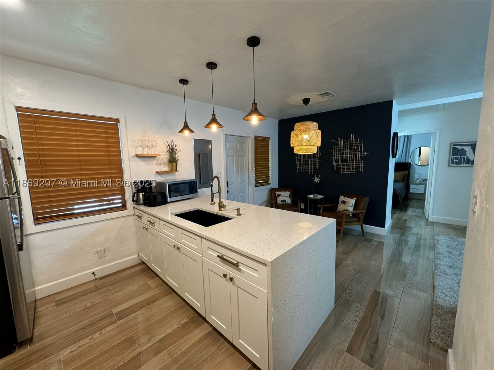 Real estate property located at 207 11th Street, Broward, Croissant Park River Sec, Fort Lauderdale, FL