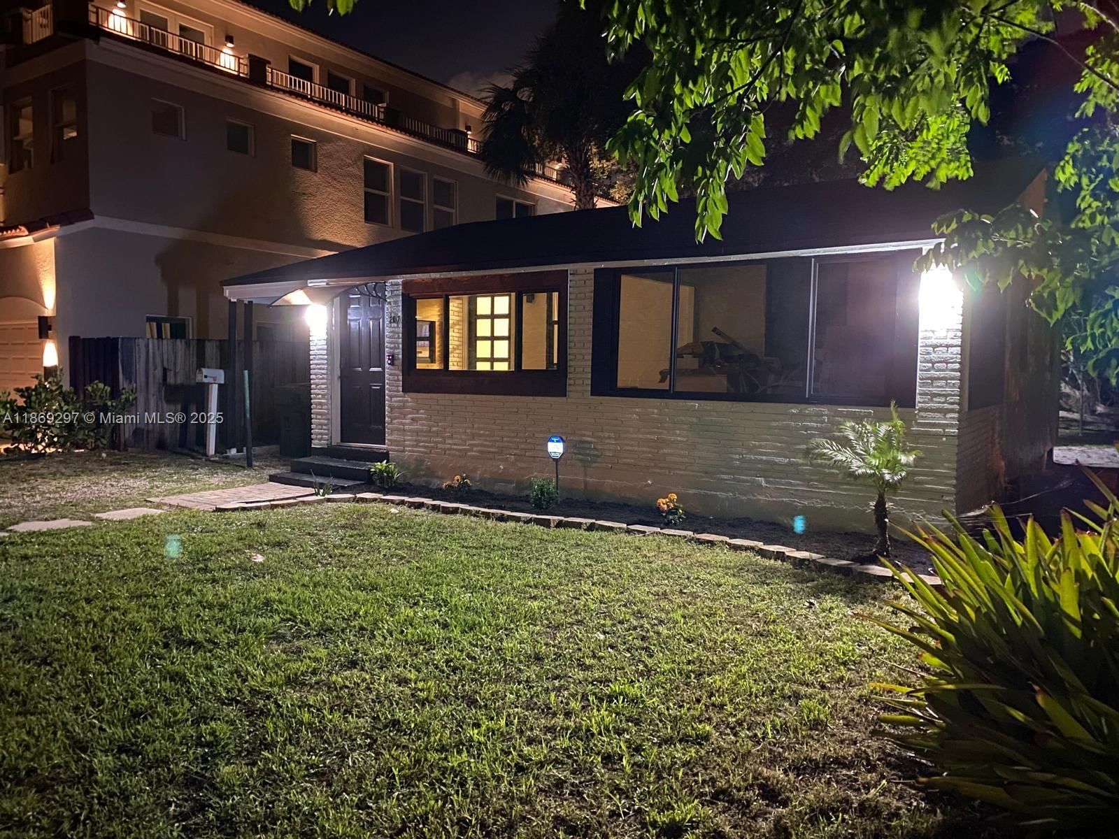 Real estate property located at 207 11th Street, Broward, Croissant Park River Sec, Fort Lauderdale, FL