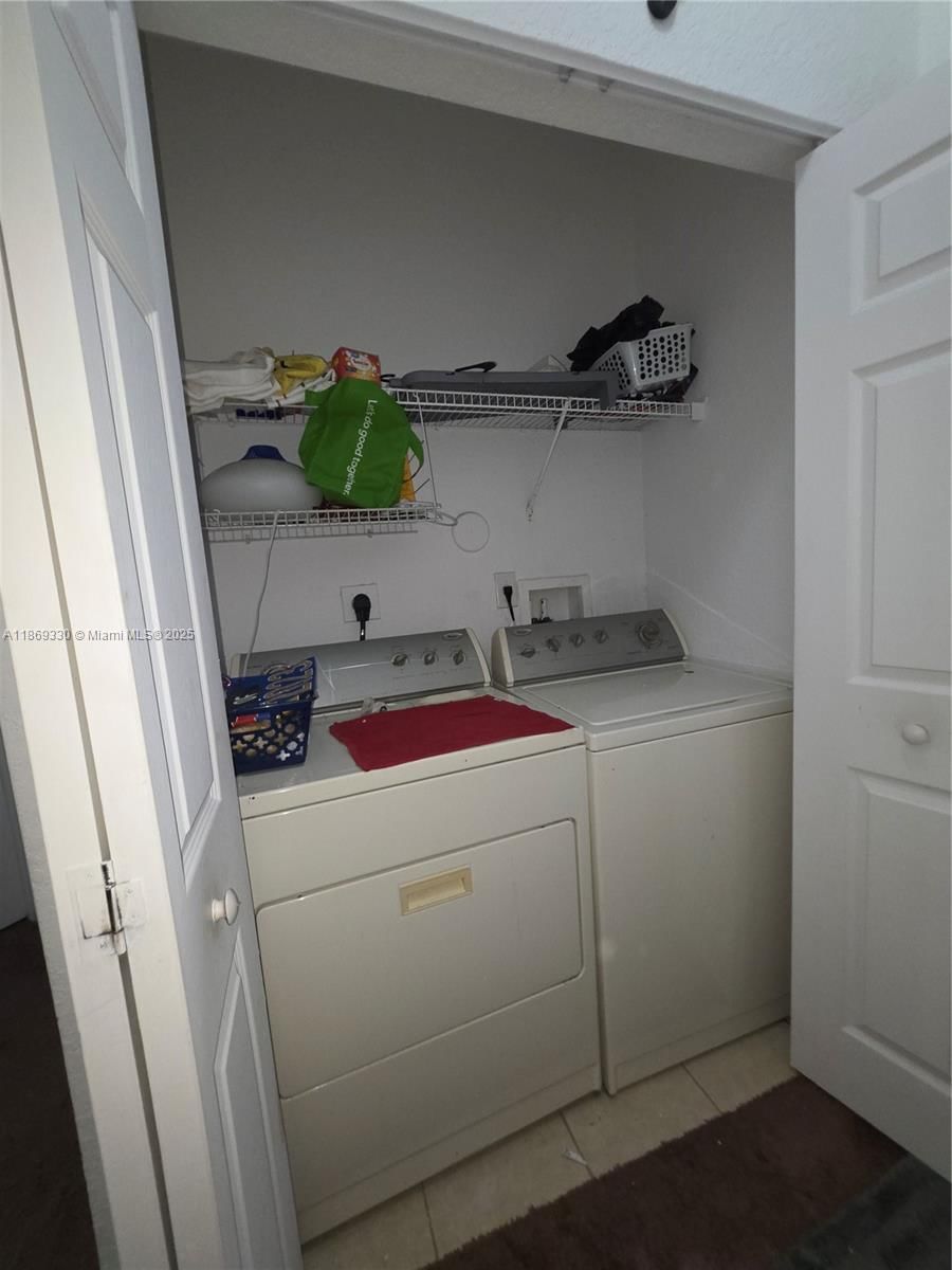 Real estate property located at 13236 128th Psge, Miami-dade, Courts At Tuscany, Miami, FL