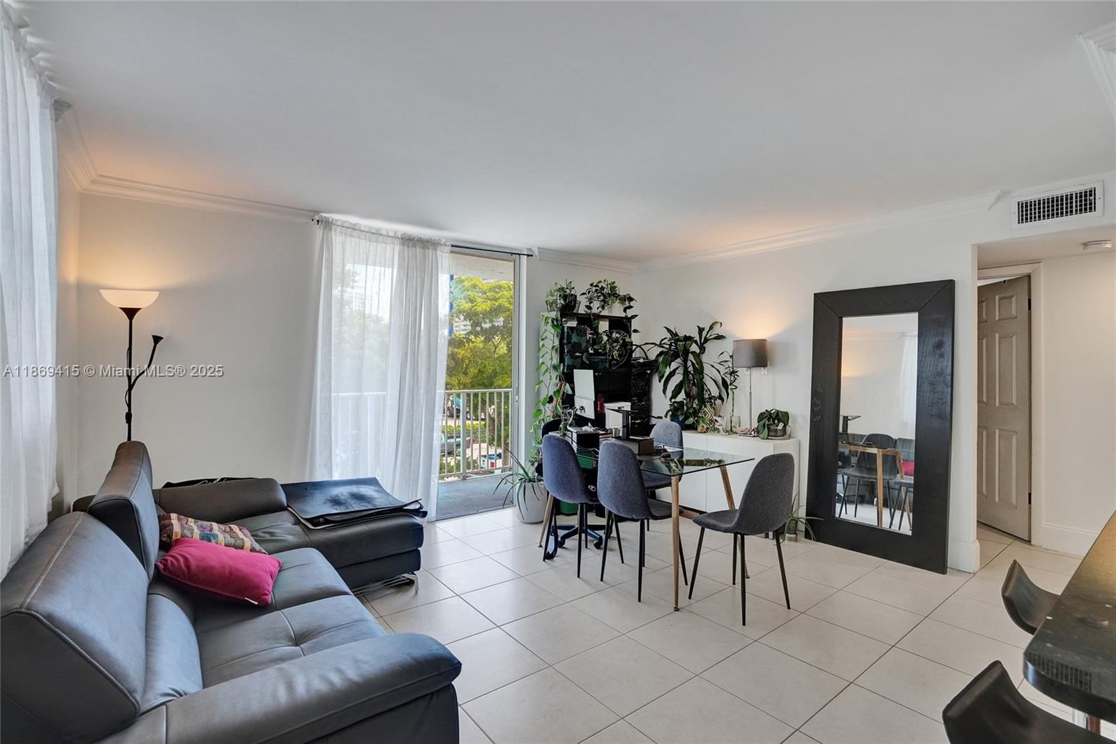 Real estate property located at 1801 Treasure Dr #329, Miami-dade, North Bay Villas Condo, North Bay Village, FL