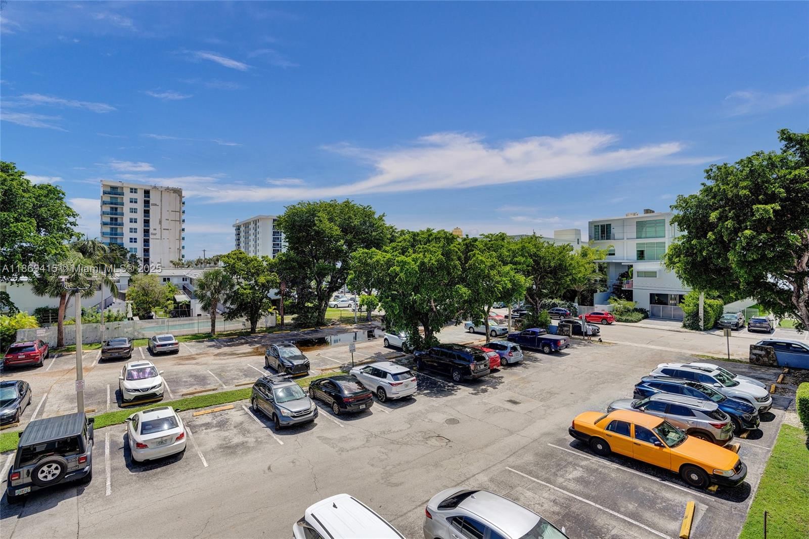 Real estate property located at 1801 Treasure Dr #329, Miami-dade, North Bay Villas Condo, North Bay Village, FL