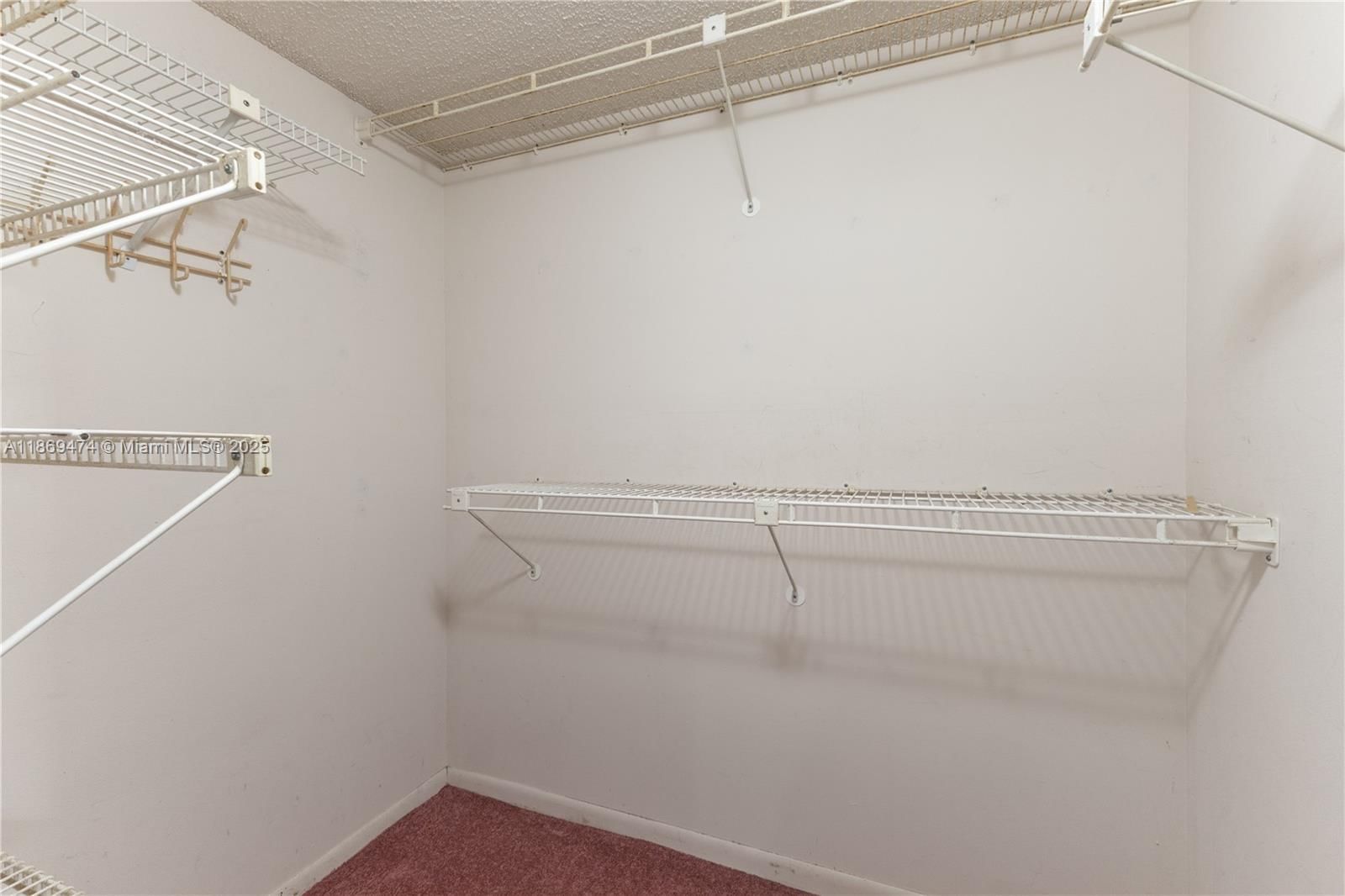Real estate property located at 6260 Falls Cir Dr #203, Broward, Inverrary Country Club, Lauderhill, FL