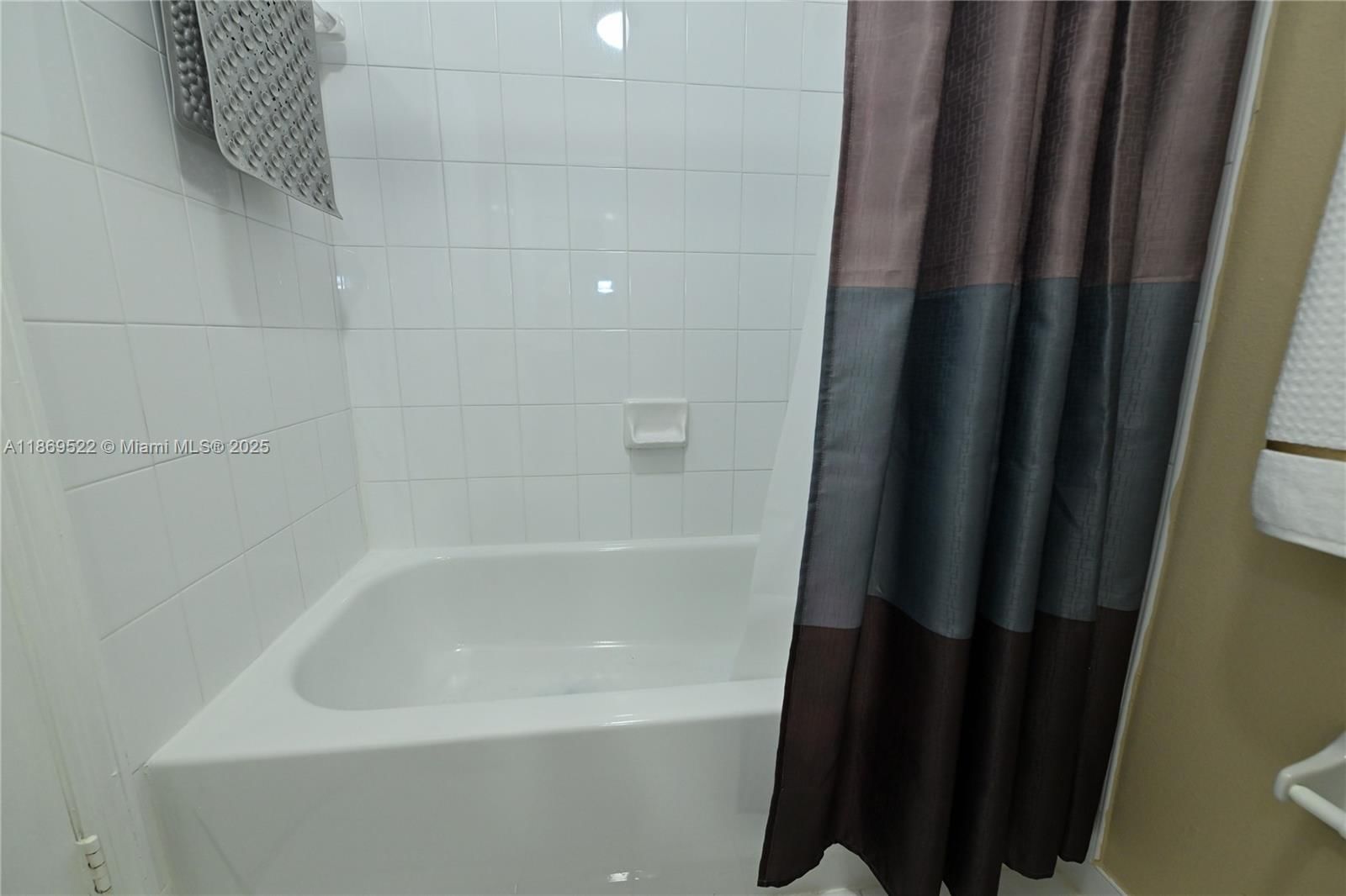 Real estate property located at 8390 103rd St #205H, Miami-dade, Misty Point Villas Condo, Hialeah Gardens, FL
