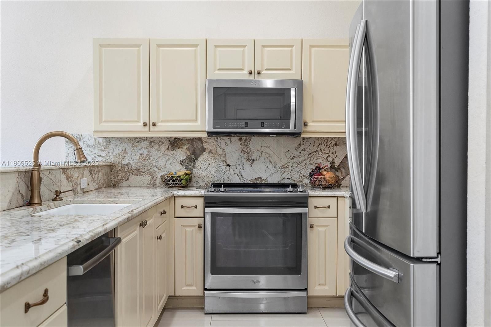 Real estate property located at 14614 6th St #6-11, Broward, Meadow Pines, Pembroke Pines, FL
