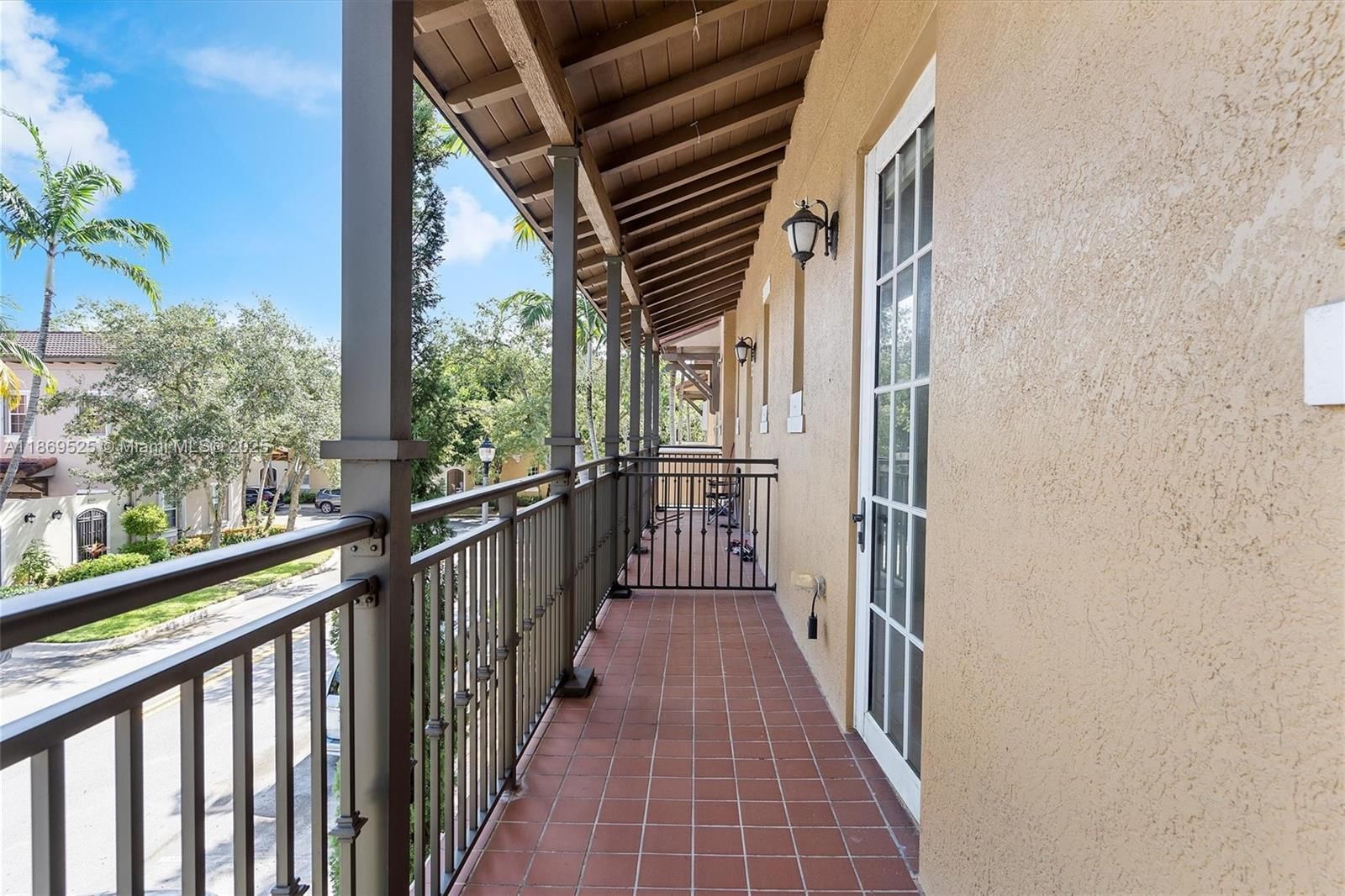 Real estate property located at 14614 6th St #6-11, Broward, Meadow Pines, Pembroke Pines, FL