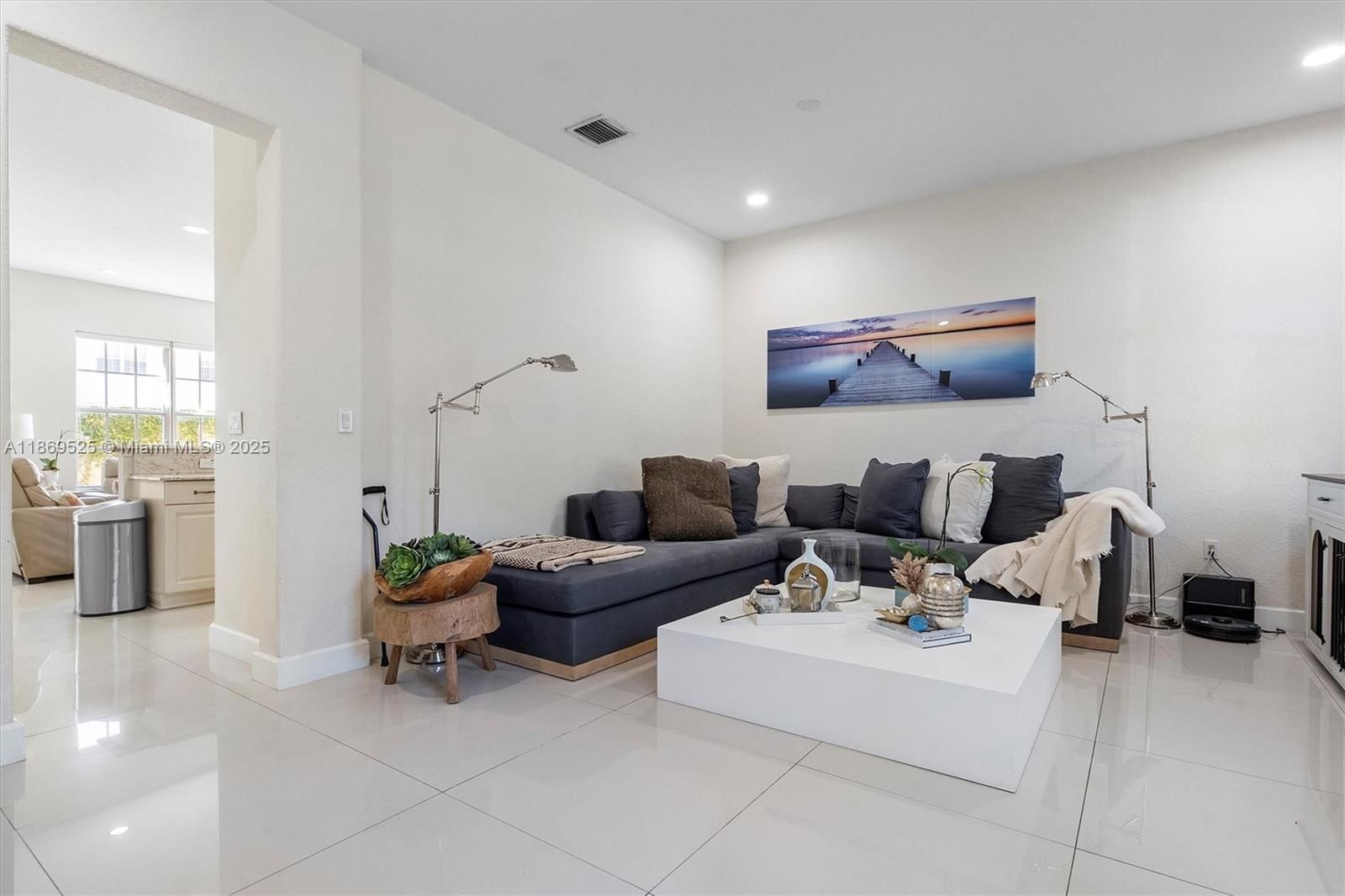 Real estate property located at 14614 6th St #6-11, Broward, Meadow Pines, Pembroke Pines, FL