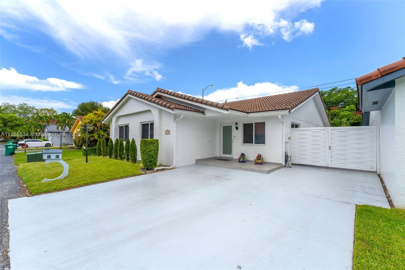Real estate property located at 11186 75th Ter, Miami-dade, Sunset Woods, Miami, FL