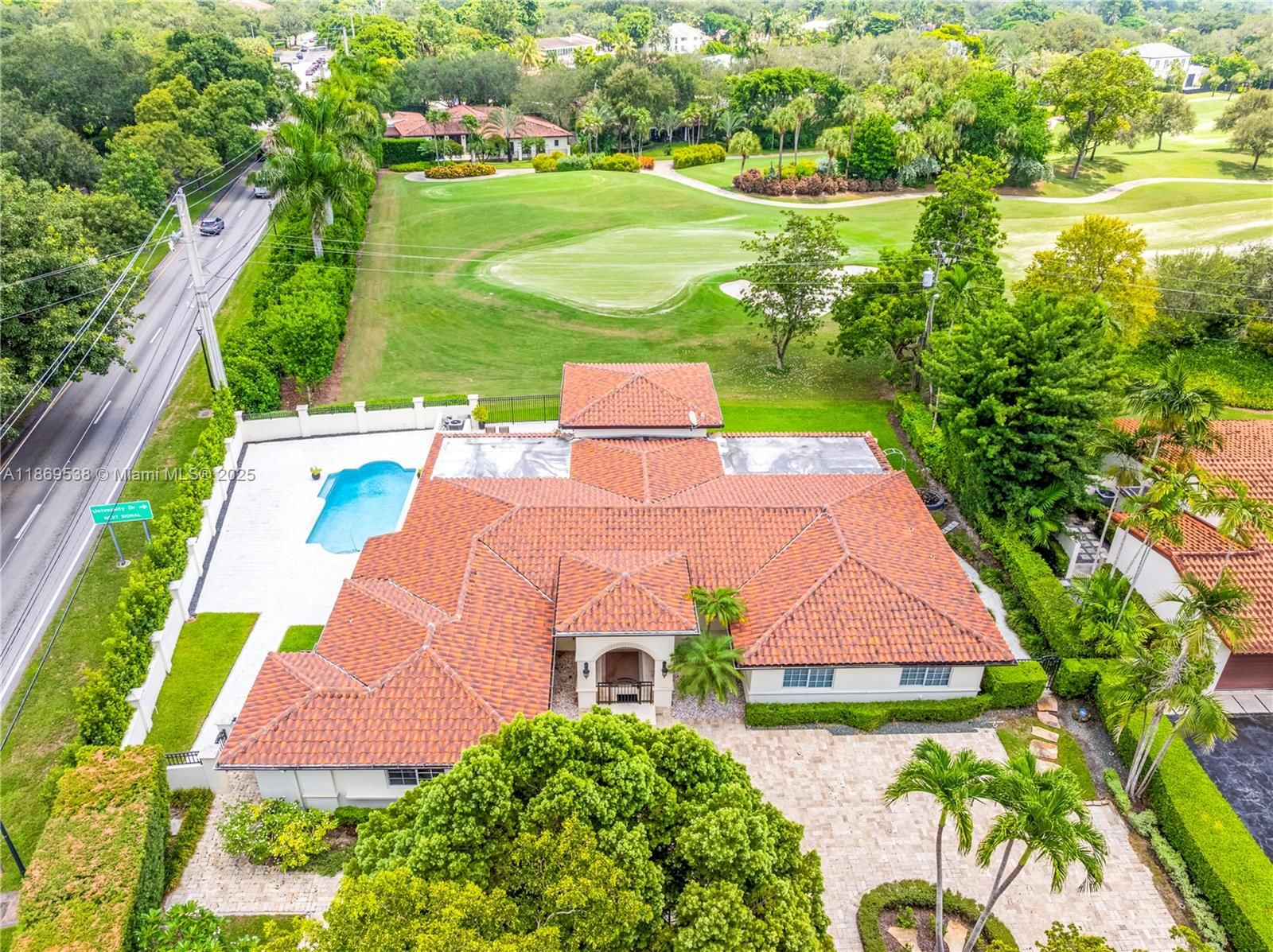 Real estate property located at 4001 Santa Maria St, Miami-dade, C Gab Country Club Sec 5, Coral Gables, FL