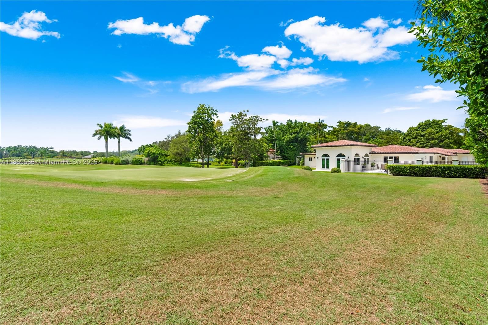 Real estate property located at 4001 Santa Maria St, Miami-dade, C Gab Country Club Sec 5, Coral Gables, FL