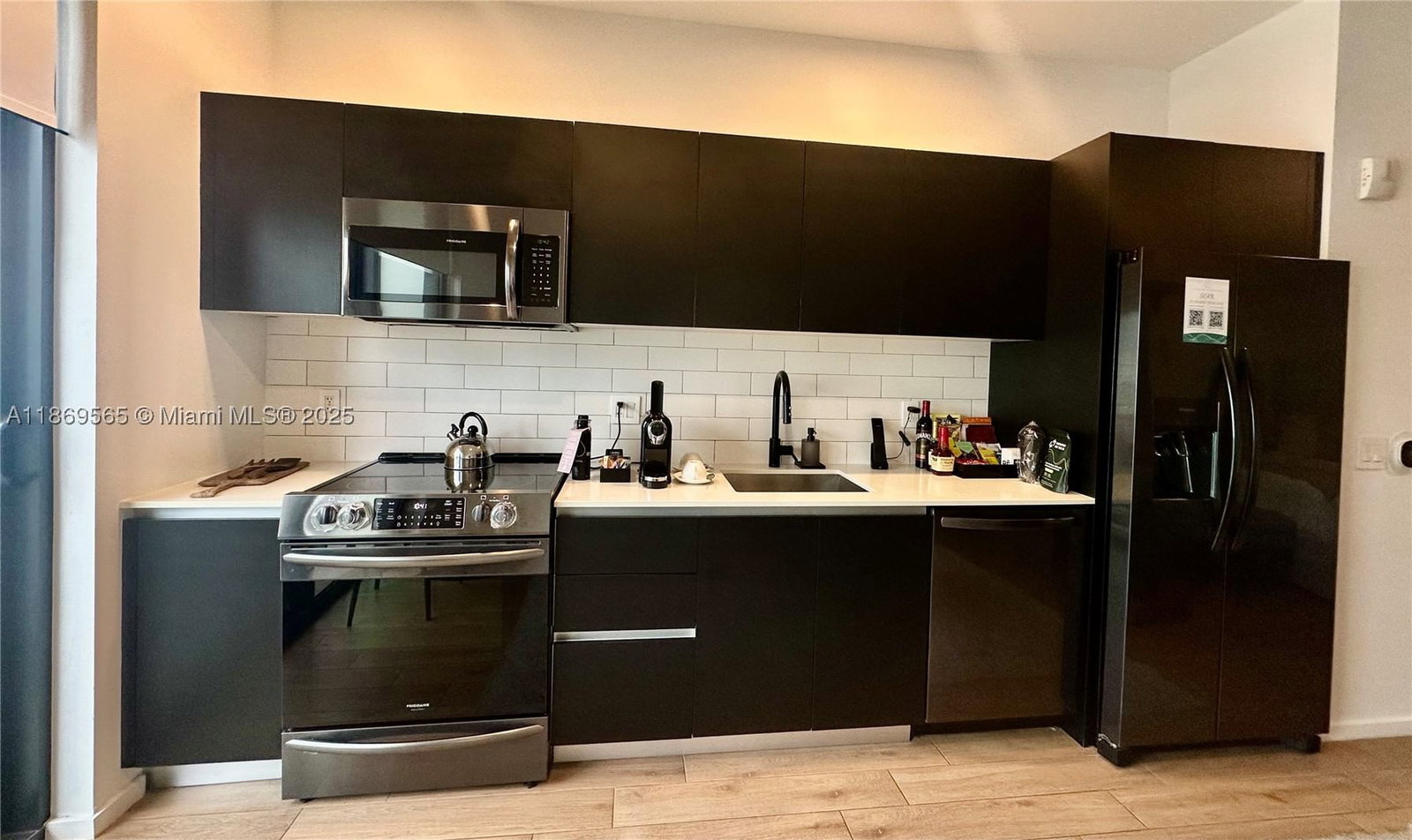 Real estate property located at 398 5th Street #2506, Miami-dade, The Elser, Miami, FL